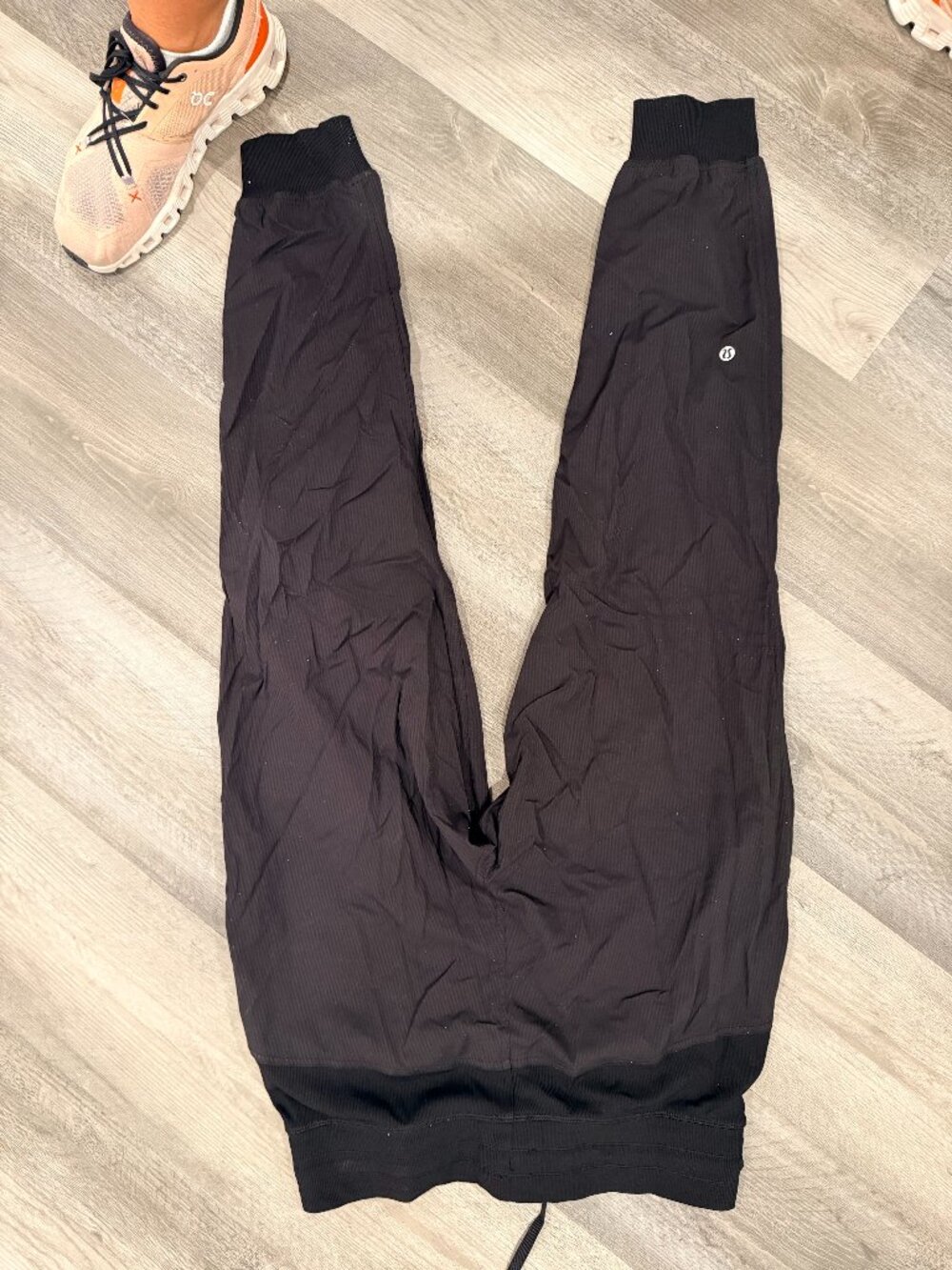 Lululemon Black Studio Pants Joggers Ribbed Waist & Cuffs Size 8